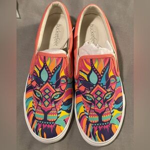 NWT - Bucketfeet Lion Slip-On Shoes